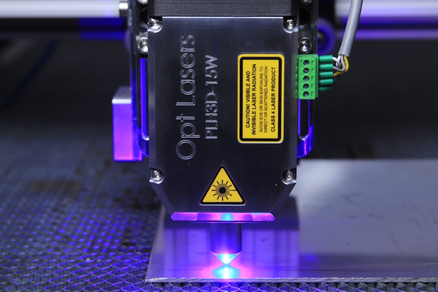 Guia completo: Operação segura de máquinas laser CO₂